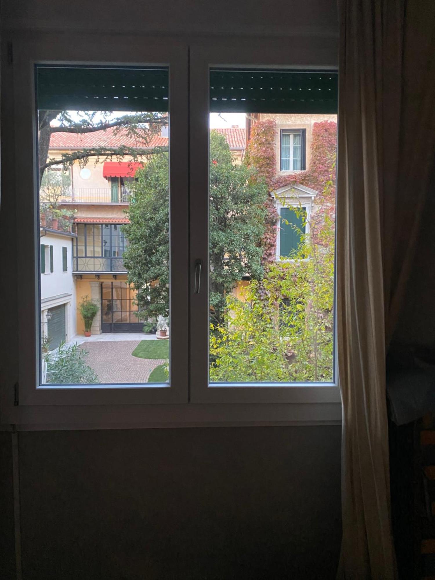 Living Down Town Apartment Bassano del Grappa Ngoại thất bức ảnh